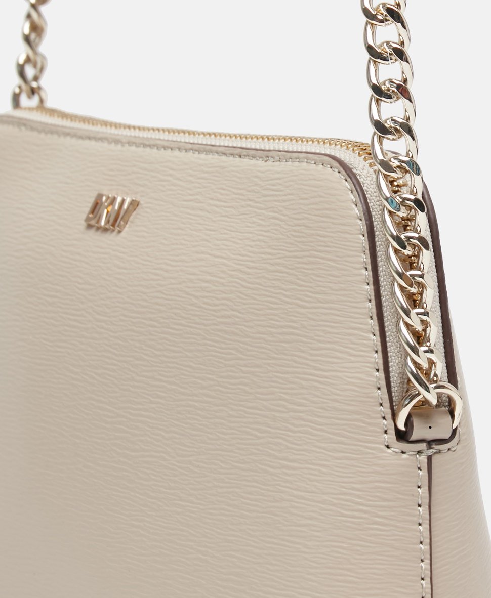 DKNY Kožená messenger taška Písečná 2