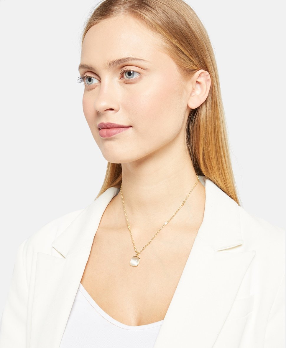 Rivka Friedman řetízek s přívěskem Zlatá 3