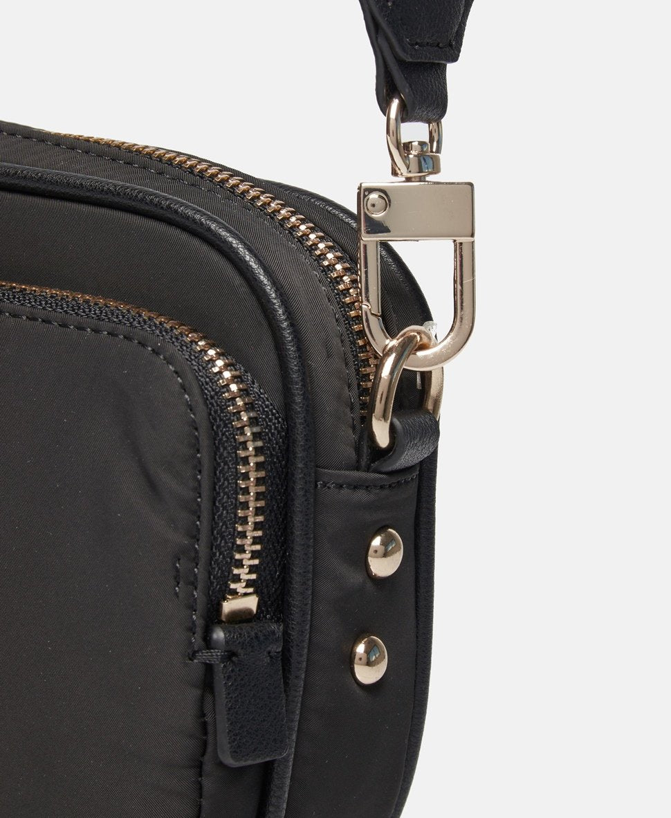 Guess kabelka Černá 2