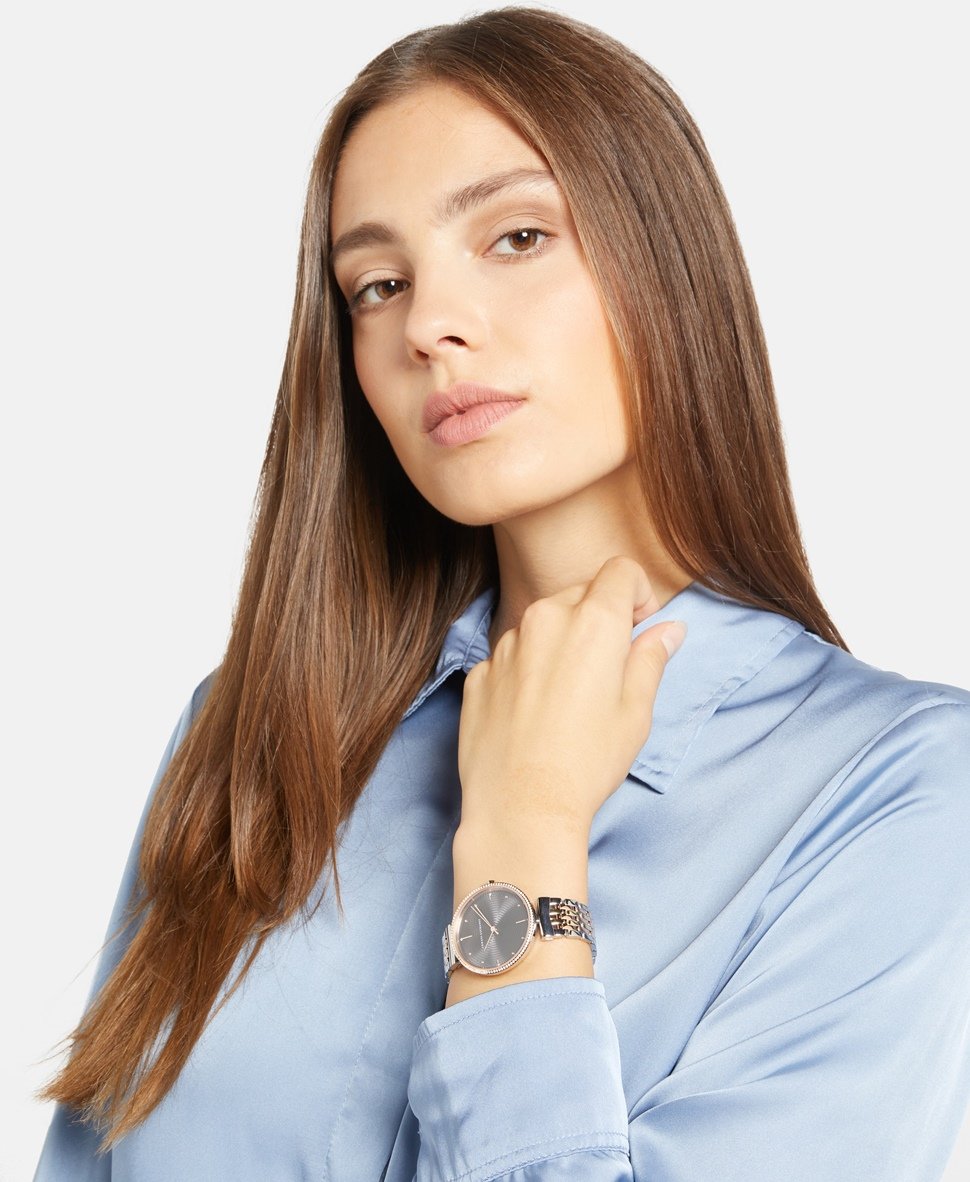 Armani Exchange hodinky Stříbrná 5
