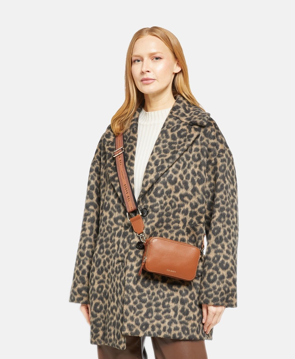 Ted Baker Kožená messenger taška Koňaková 5