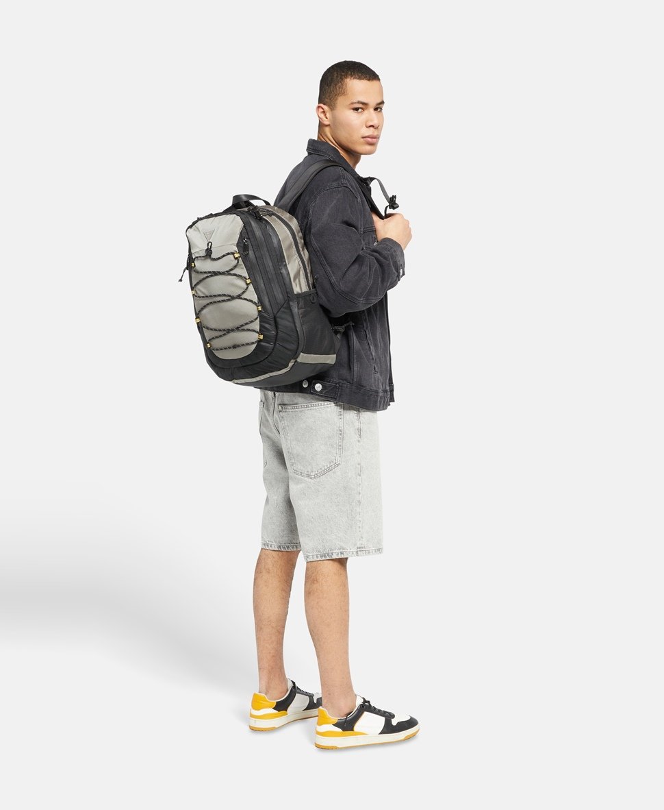 Guess batoh Šedá 5