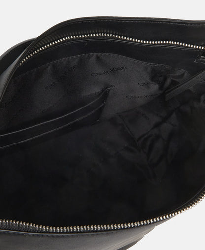 Calvin Klein kabelka shopper Černá 3