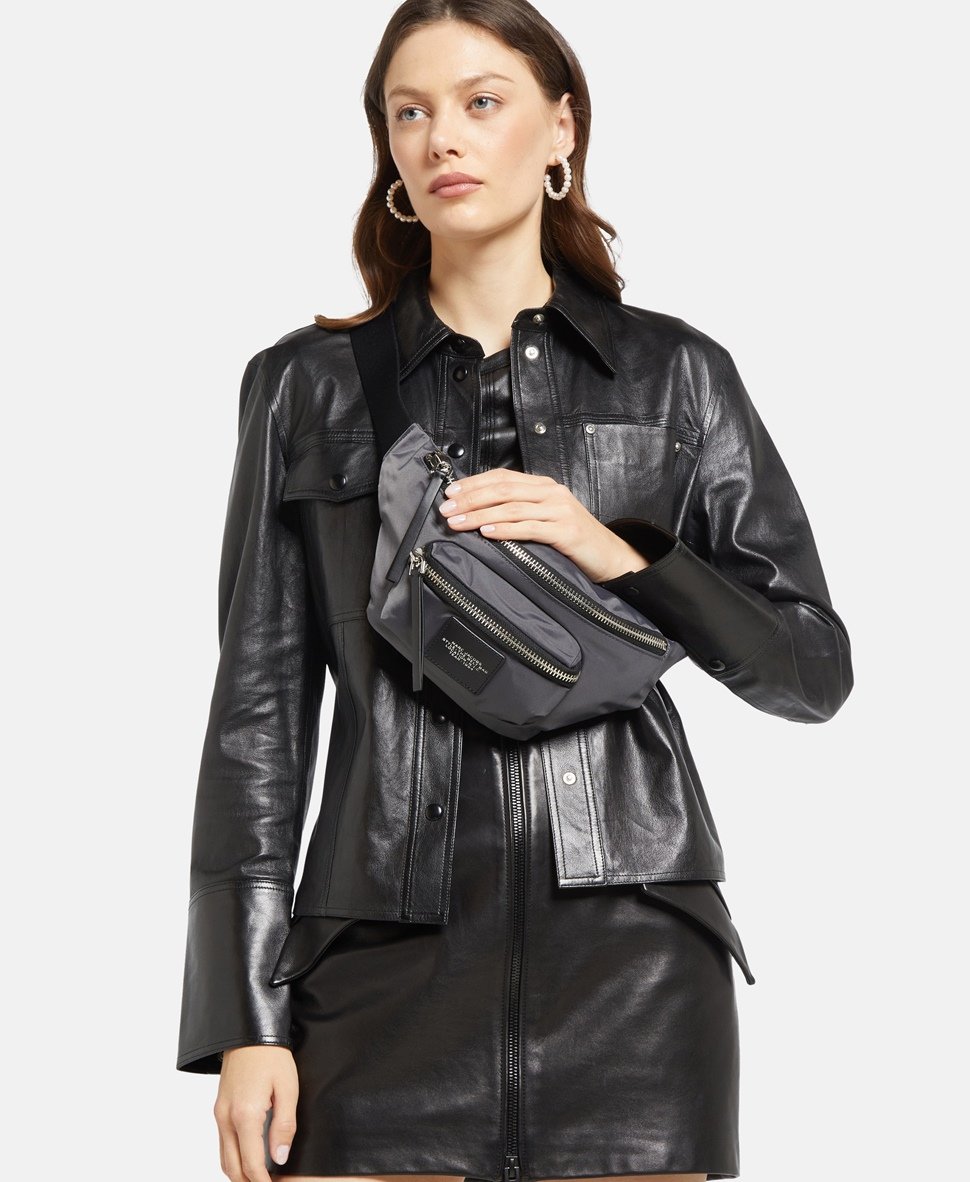 Marc Jacobs ledvinka Šedá 5