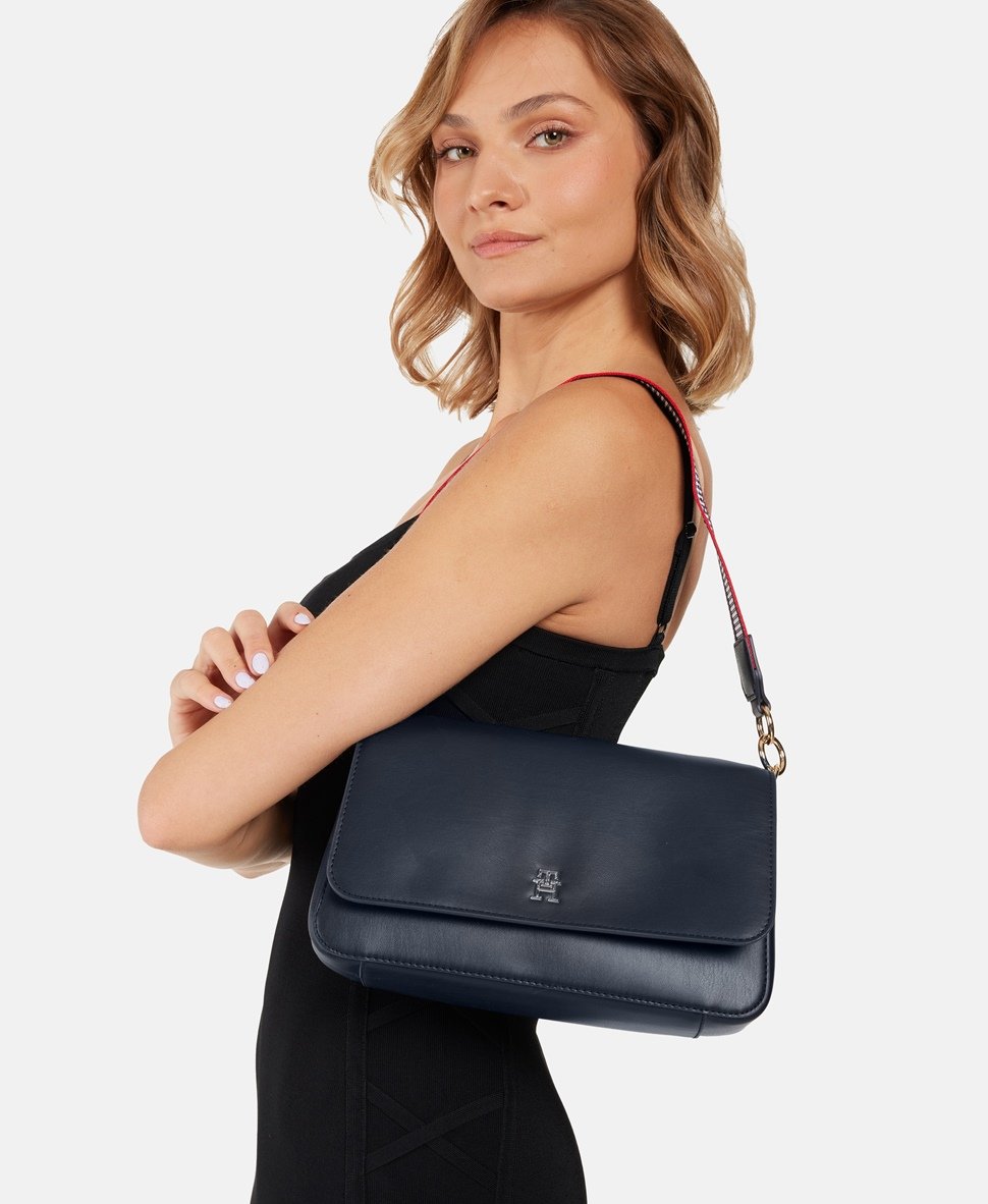 Tommy Hilfiger kabelka přes rameno Tmavě modrá 5