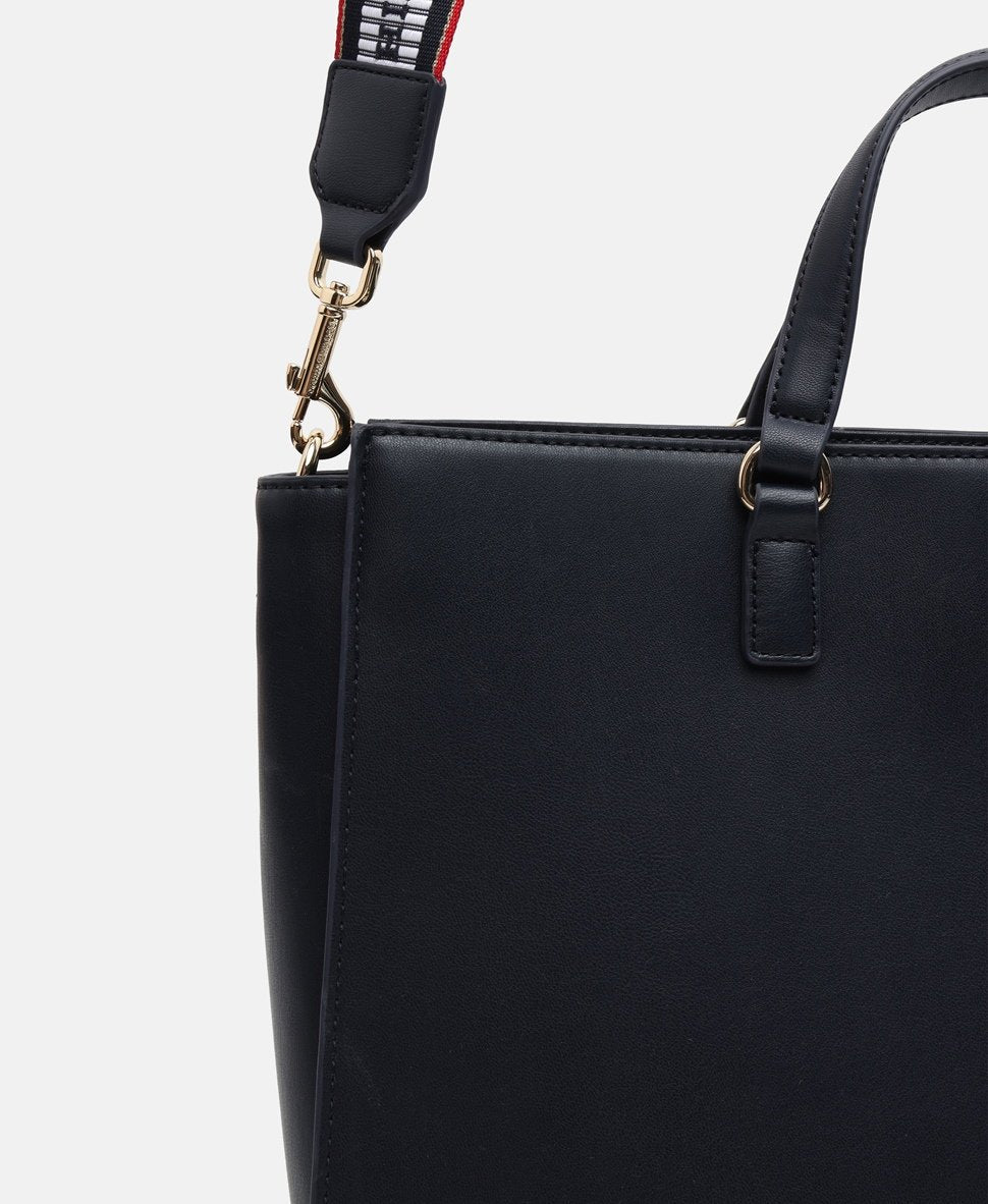 Tommy Hilfiger kabelka tote Tmavě modrá 2