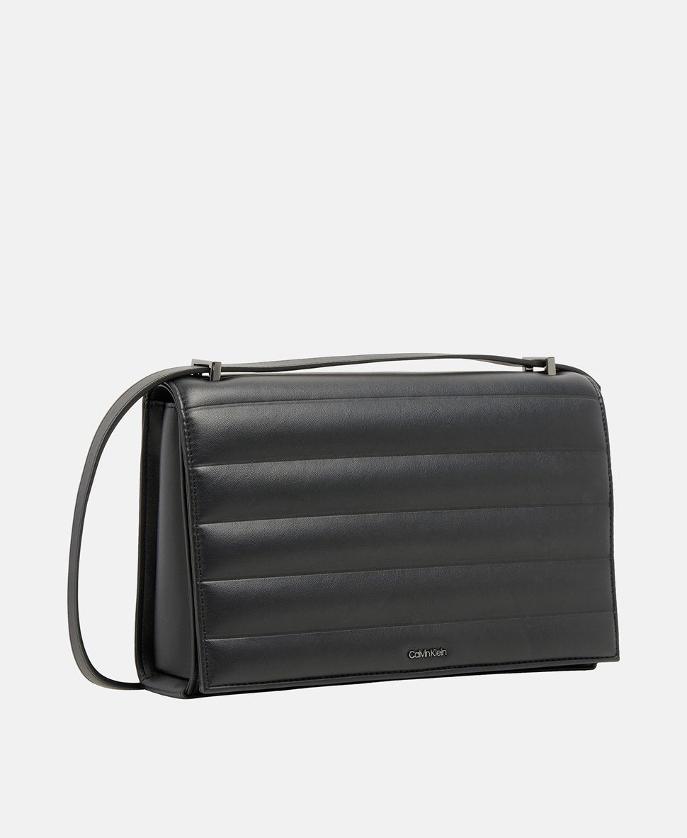Calvin Klein kabelka přes rameno Černá 1