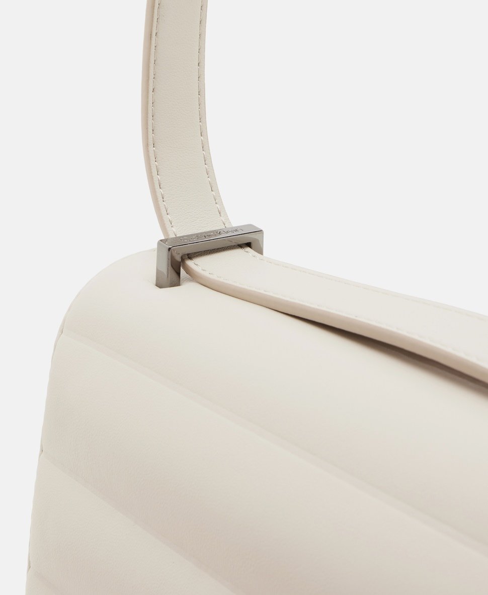 Calvin Klein kabelka přes rameno Bílá 2