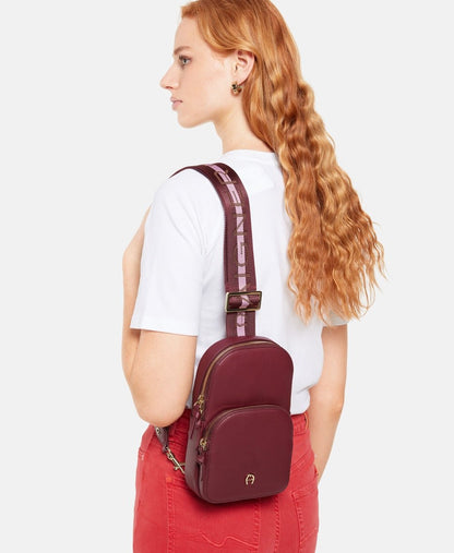 Aigner Kožená messenger taška Bordó 5