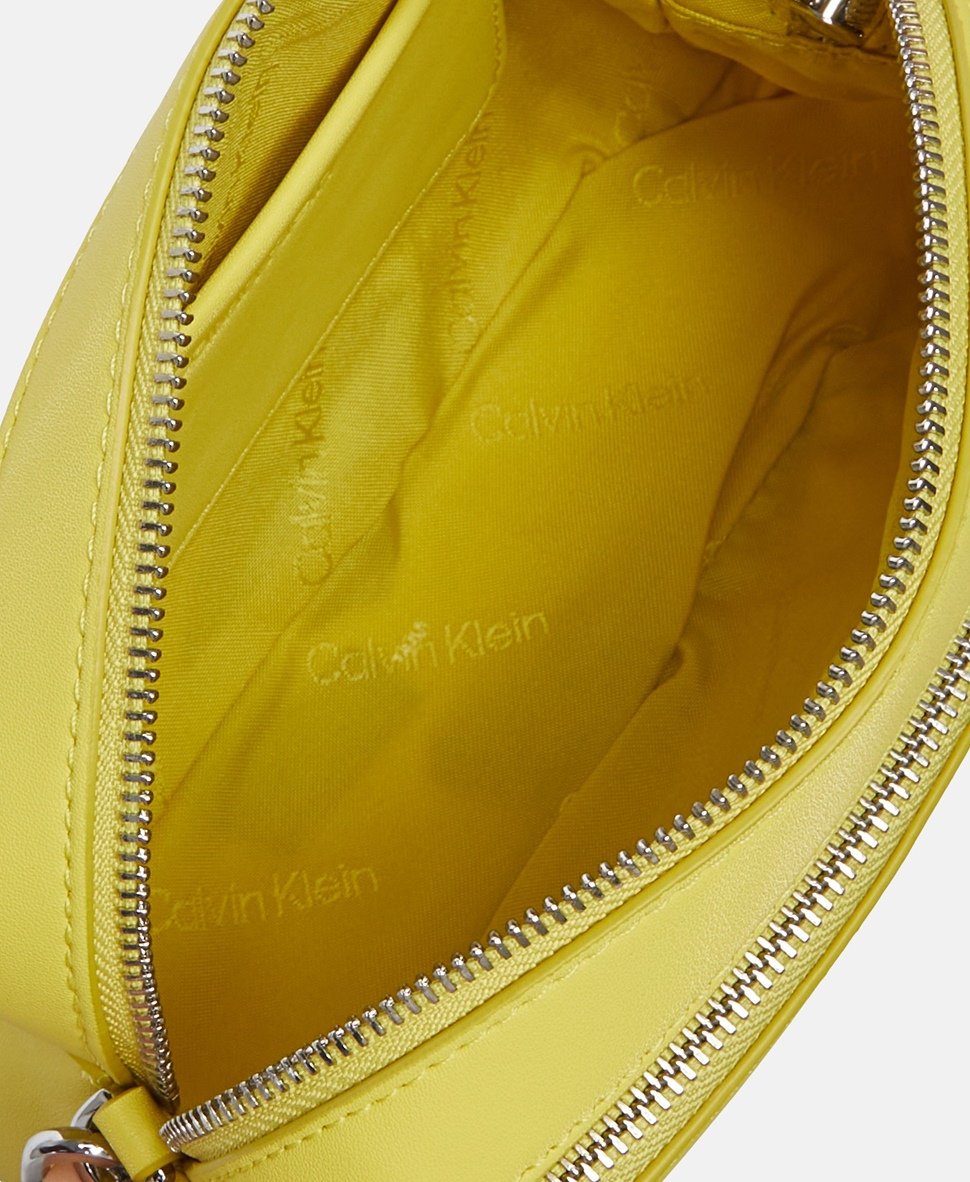 Calvin Klein kabelka přes rameno Tmavě hnědá 3