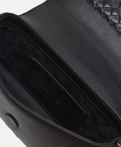 Calvin Klein kabelka přes rameno Černá 3