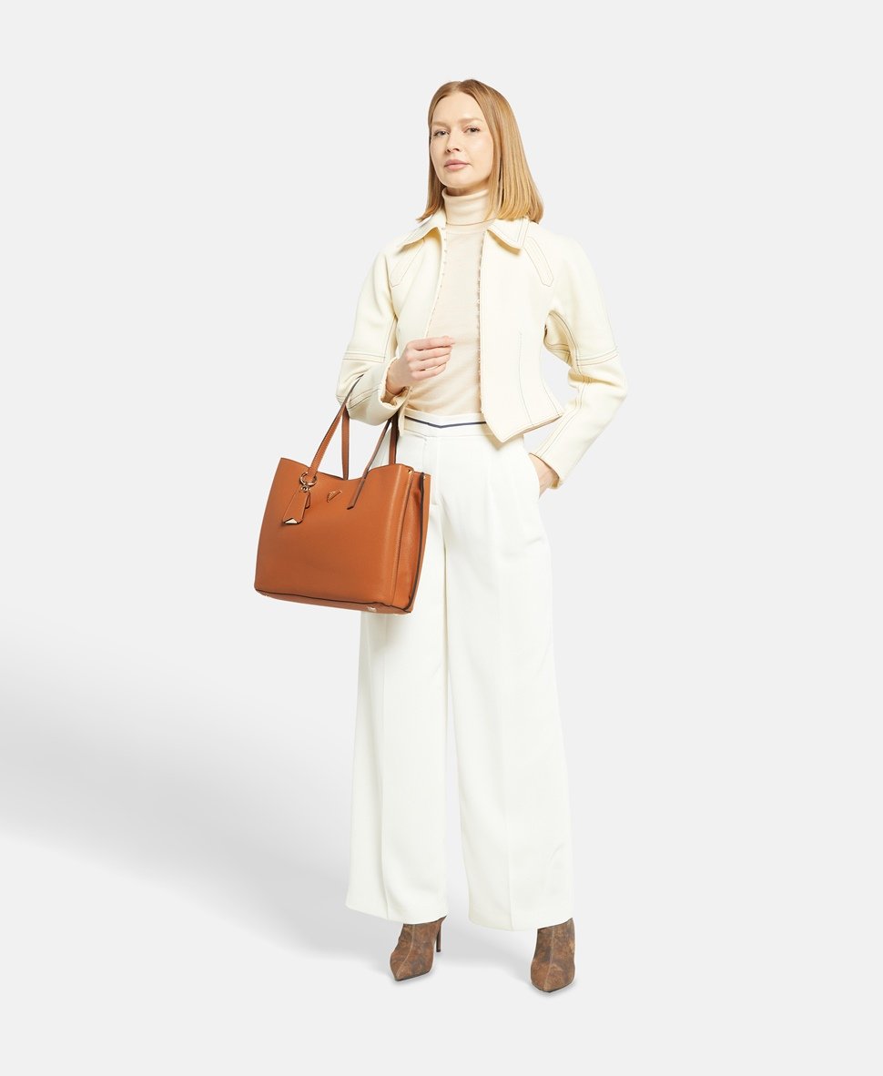 Guess kabelka Koňaková 5