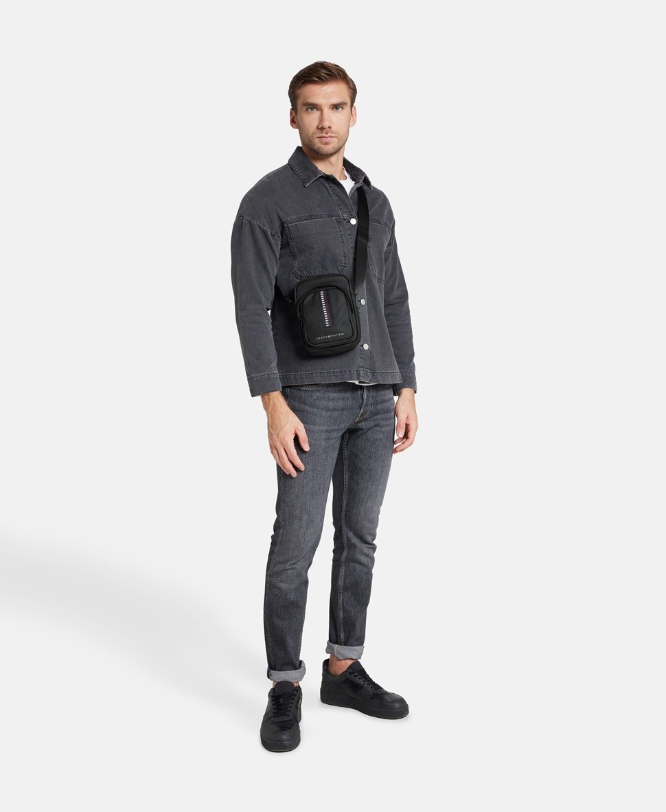Tommy Hilfiger taška messenger Černá 5