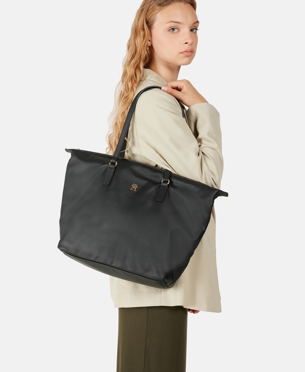 Tommy Hilfiger kabelka shopper Černá 5