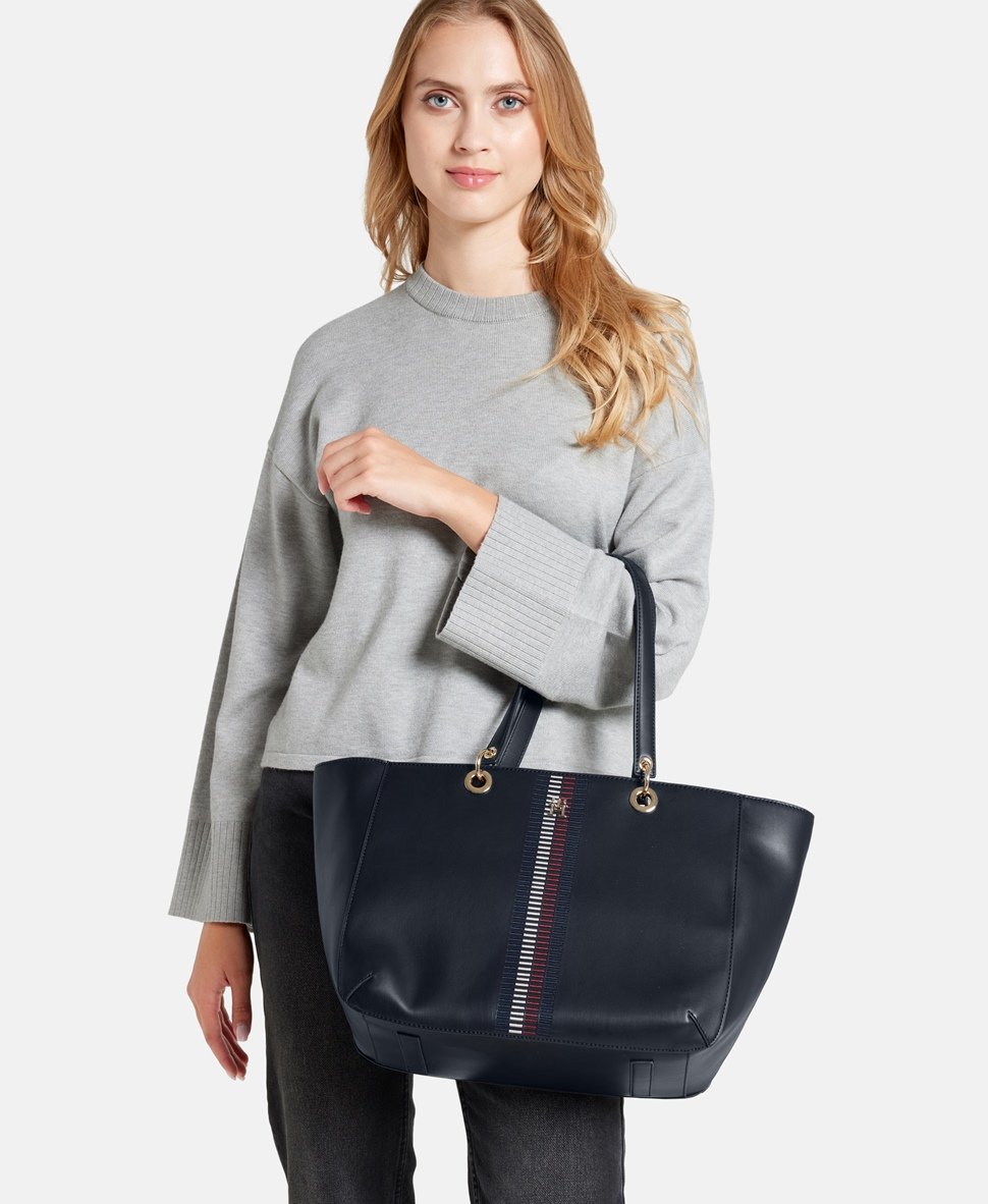 Tommy Hilfiger kabelka tote Tmavě modrá 5