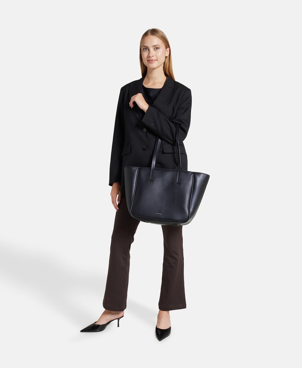 Calvin Klein kabelka tote Černá 5