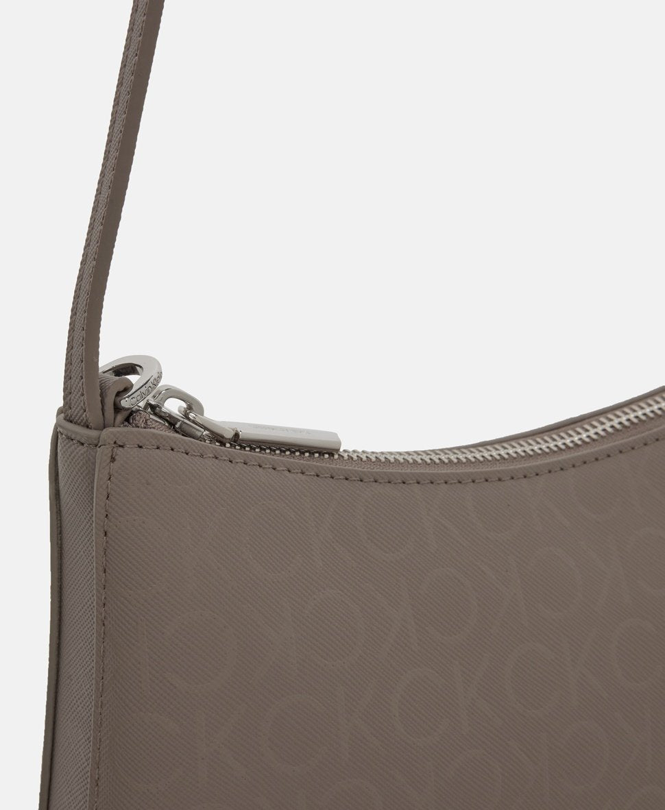 Calvin Klein taška messenger Šedá 2