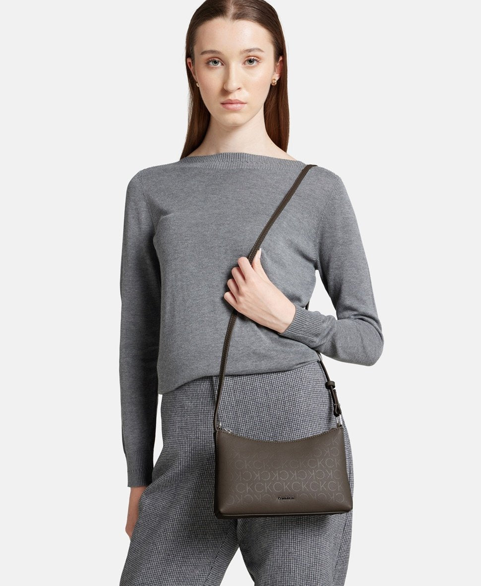 Calvin Klein taška messenger Šedá 5