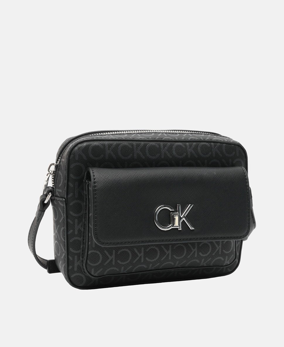 Calvin Klein taška messenger Černá 1