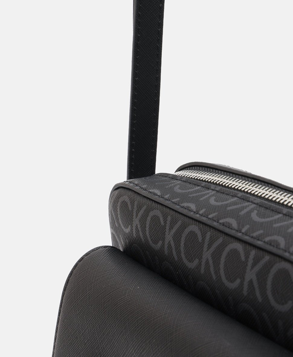 Calvin Klein taška messenger Černá 2