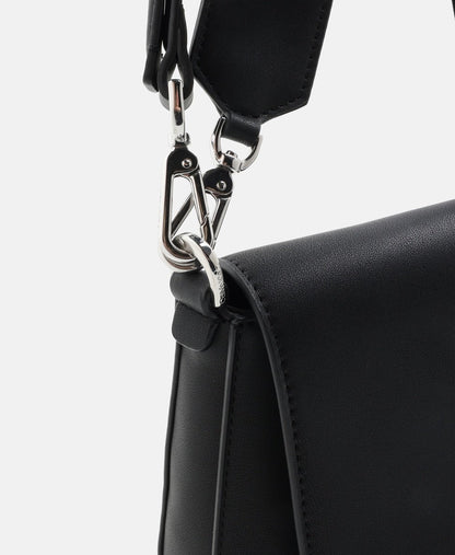 Calvin Klein kabelka přes rameno Černá 2