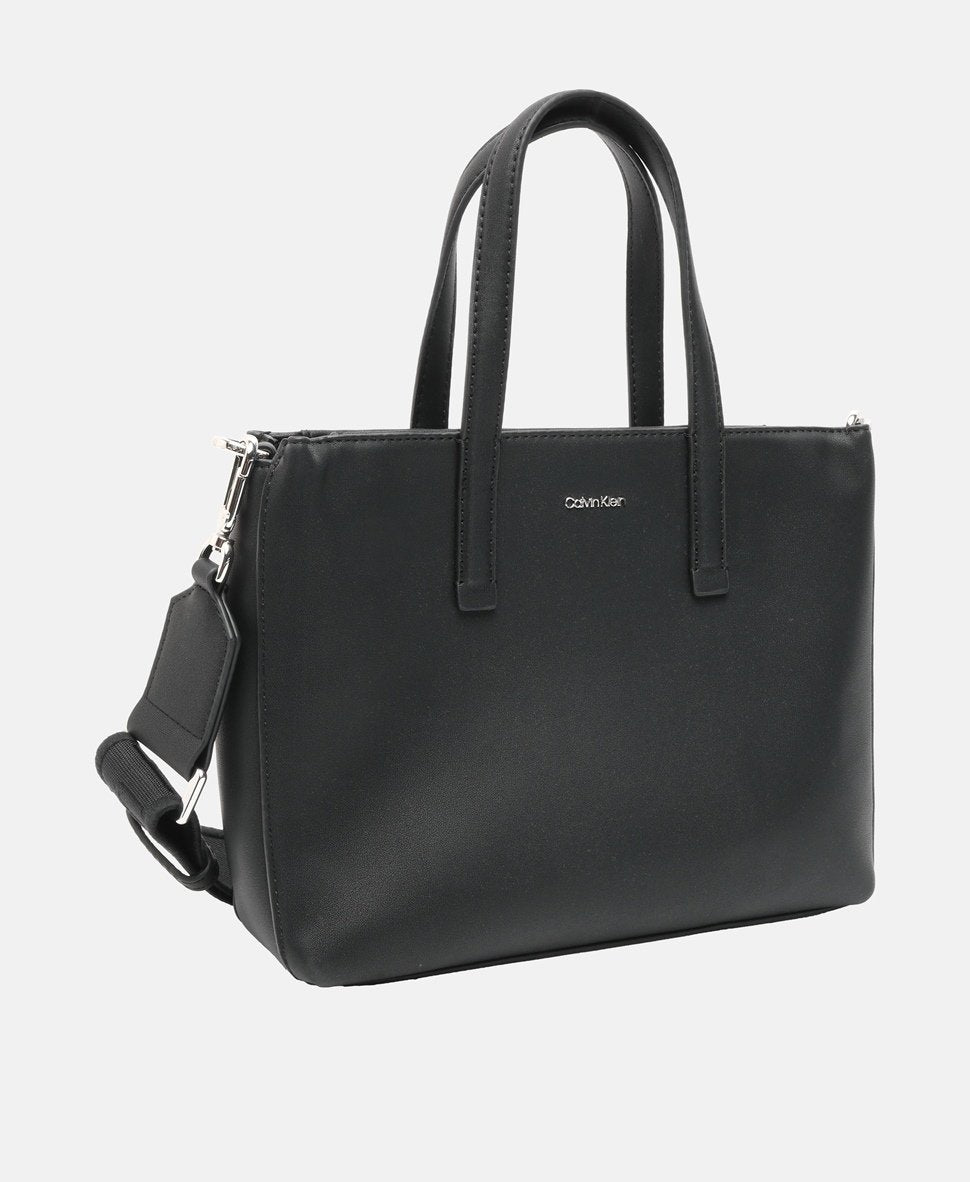 Calvin Klein kabelka Černá 1