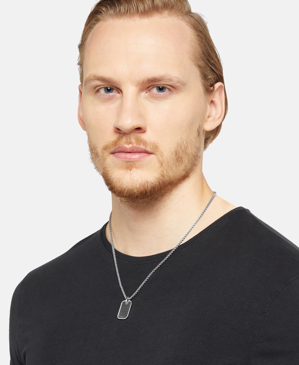 Guess řetízek s přívěskem Stříbrná 3