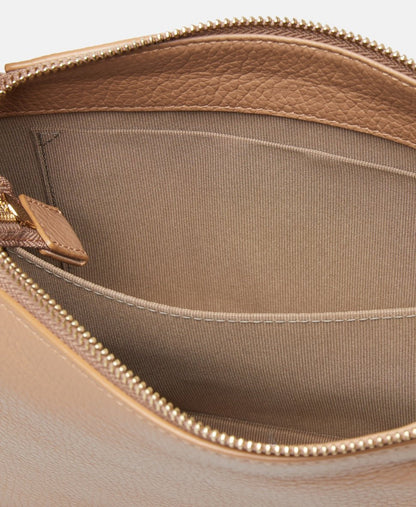 Furla Kožená messenger taška Hnědá 3