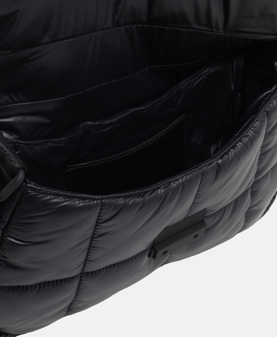 Emporio Armani kabelka přes rameno Černá 3