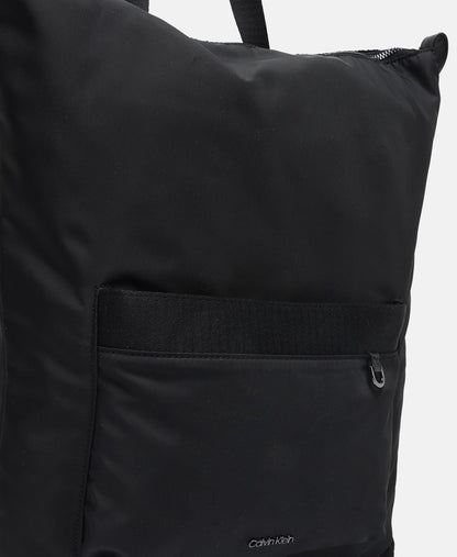 Calvin Klein batoh Černá 2