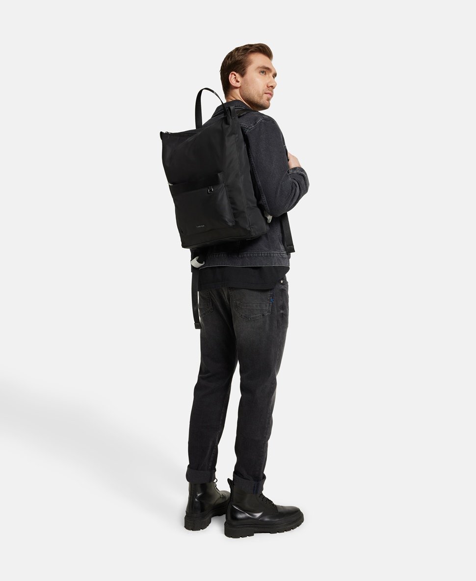 Calvin Klein batoh Černá 5