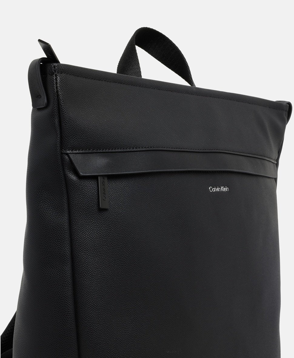 Calvin Klein batoh Černá 2