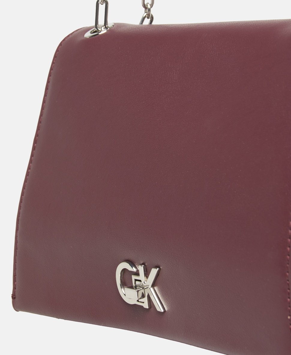 Calvin Klein kabelka přes rameno Lila 2