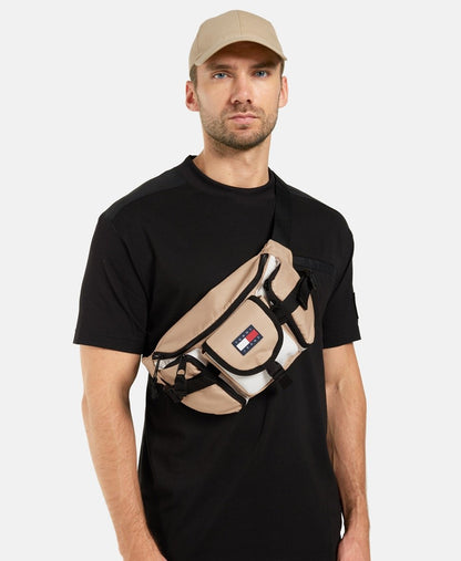 Tommy Jeans ledvinka Jěmně béžová 5