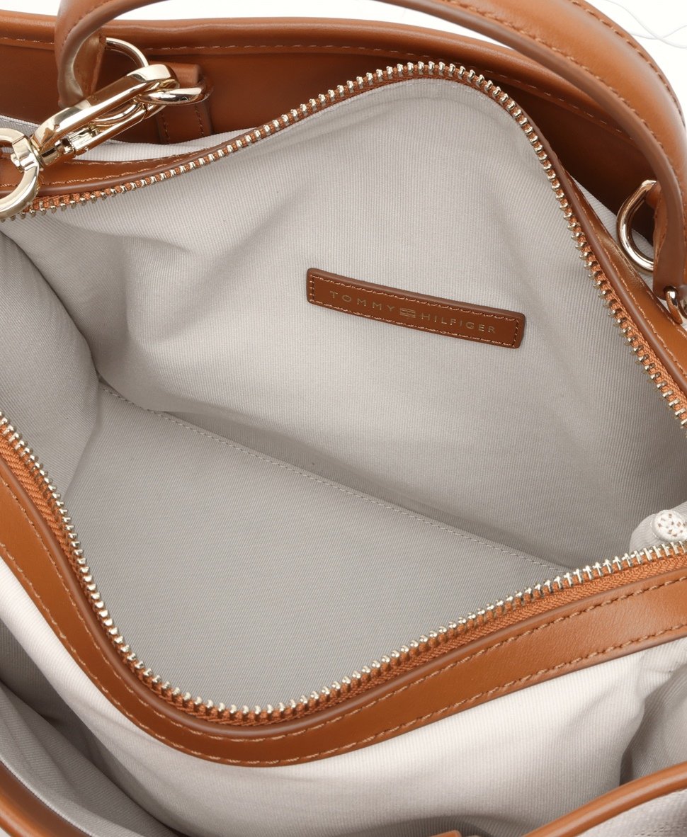 Tommy Hilfiger kabelka Koňaková 3