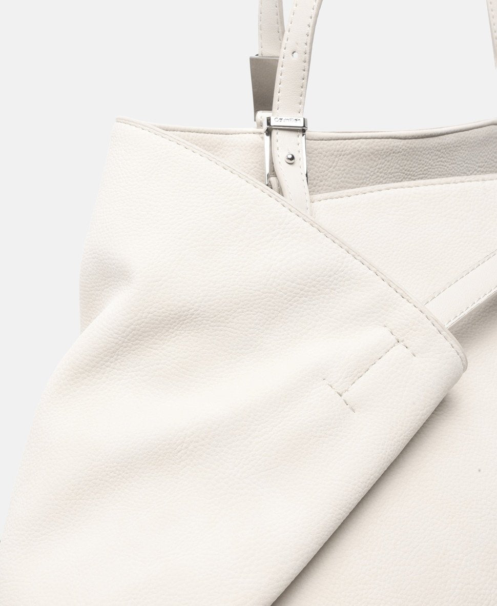 Calvin Klein kabelka Béžová 2