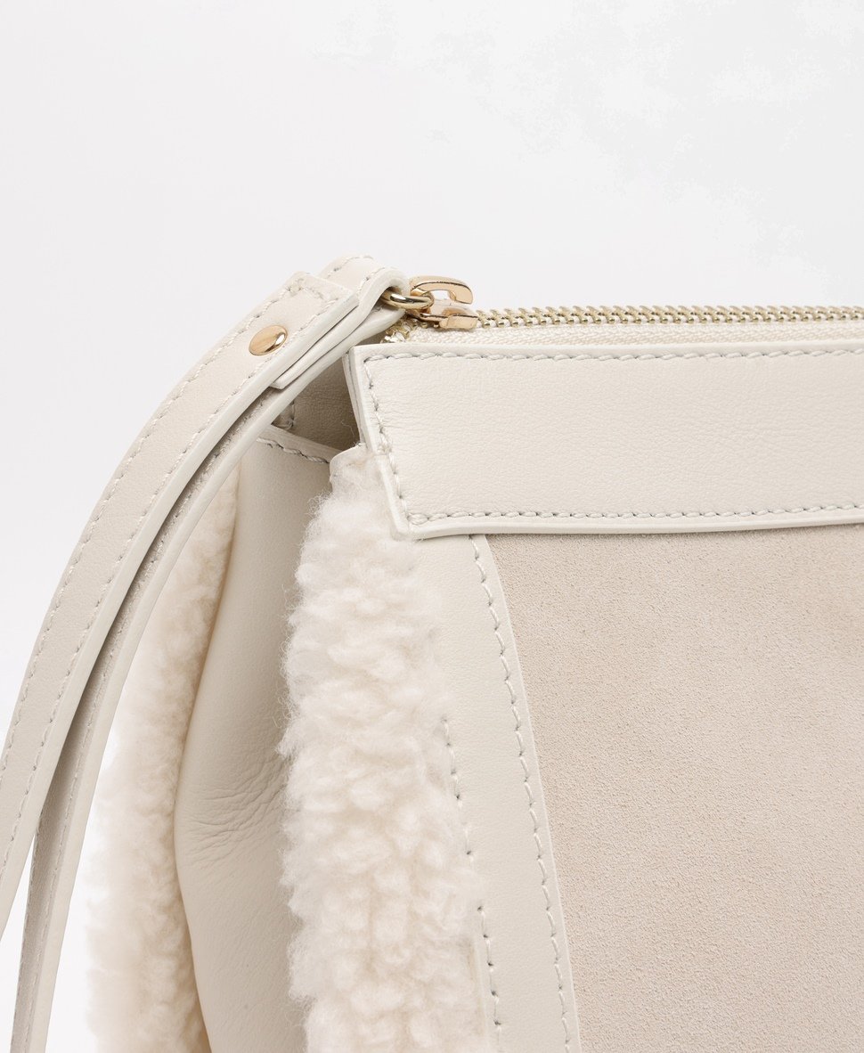 Guess psaníčko Bílá 2