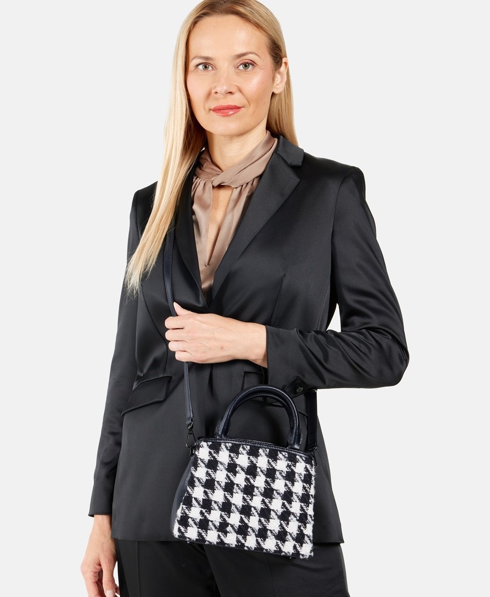 DKNY kabelka Černá 5