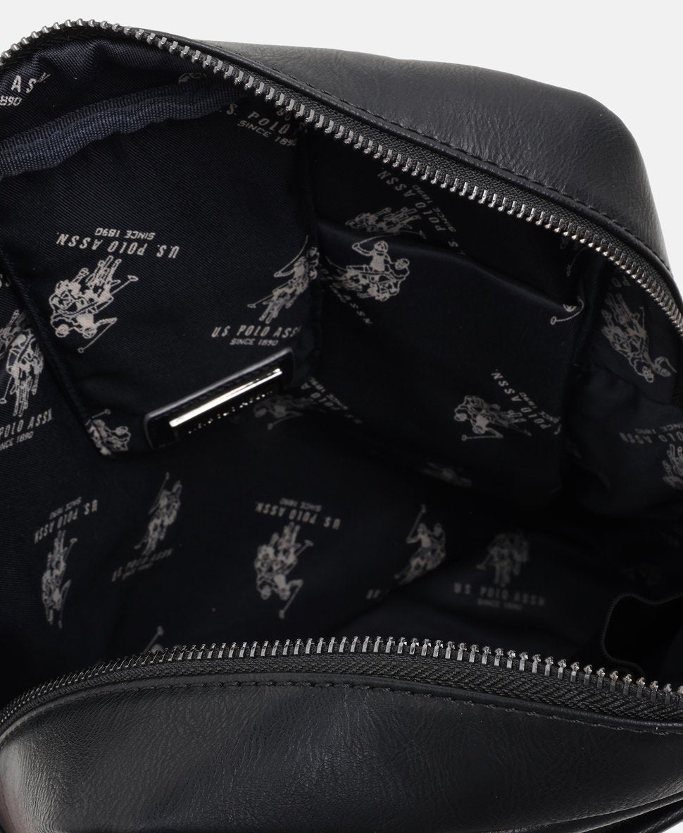 U.S. Polo Assn. taška messenger Černá 3