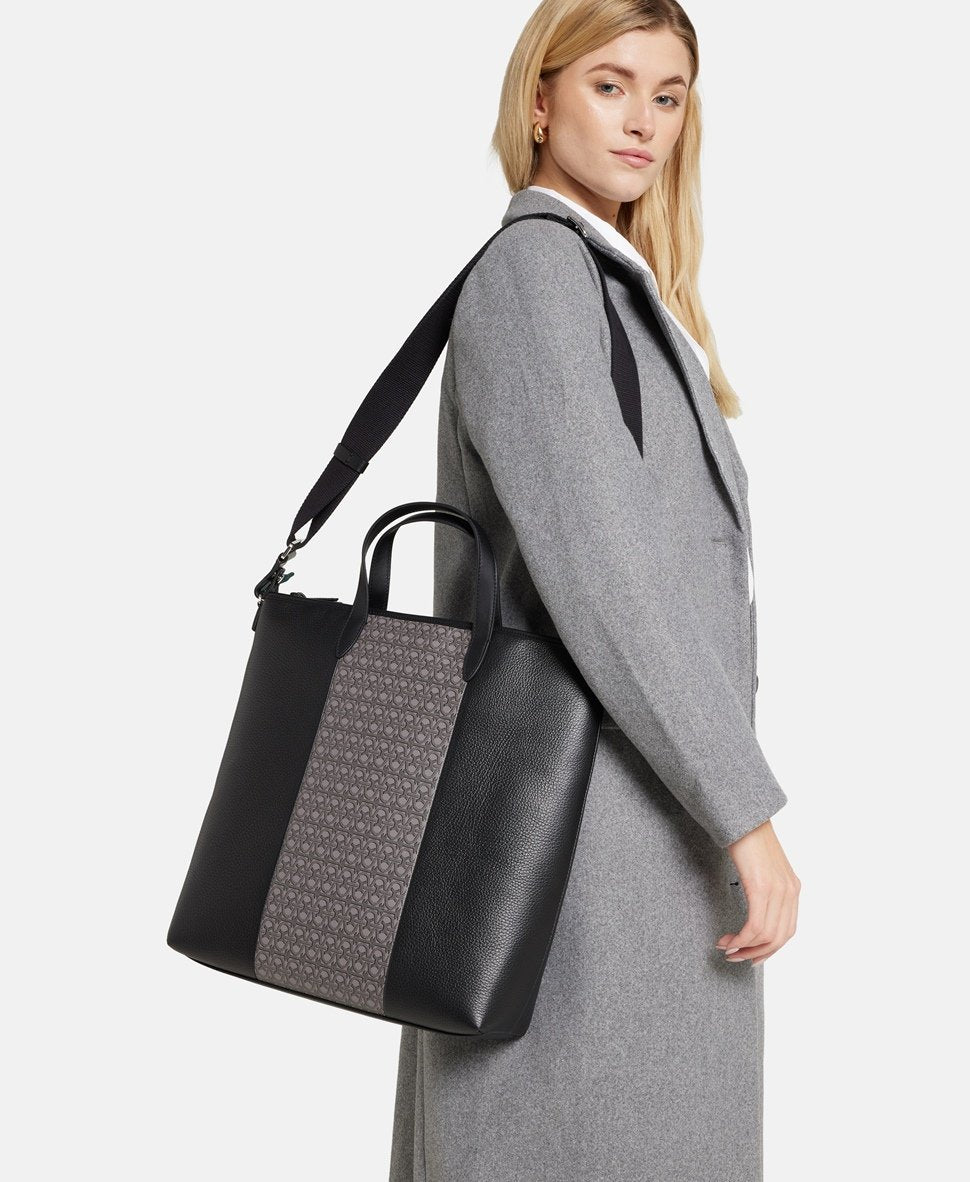 Coccinelle kabelka shopper Černá 5