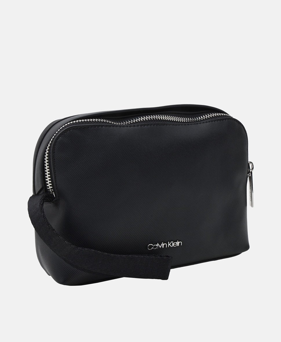 Calvin Klein psaníčko Černá 1