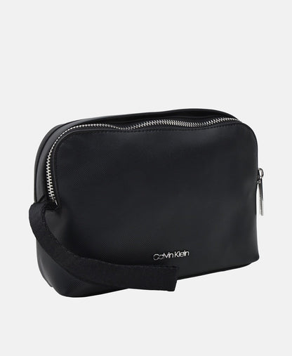 Calvin Klein psaníčko Černá 1