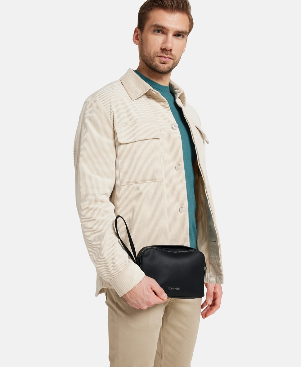 Calvin Klein psaníčko Černá 5