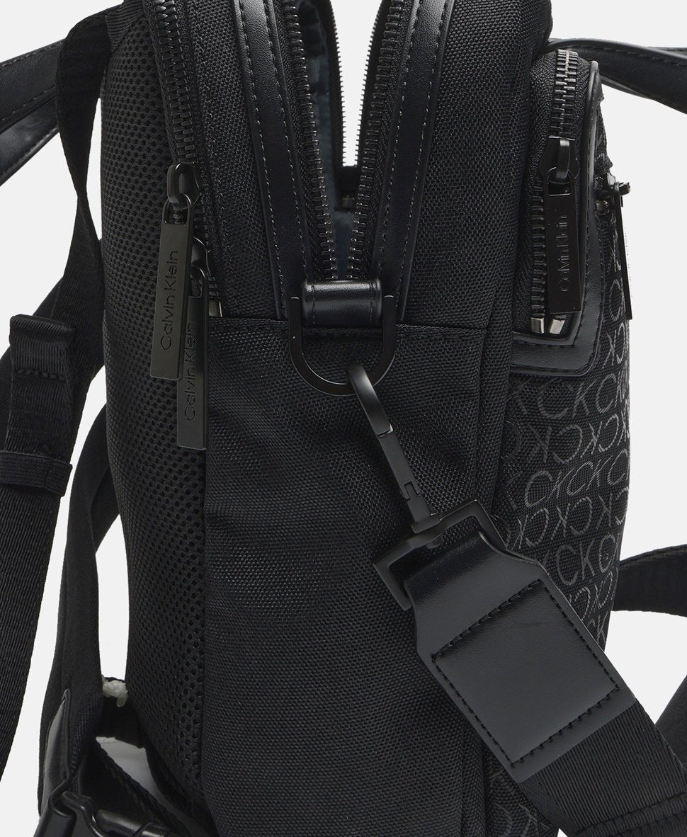 Calvin Klein brašna na notebook Černá 2