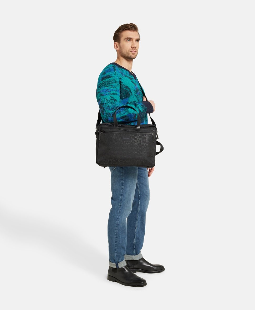 Calvin Klein brašna na notebook Černá 5