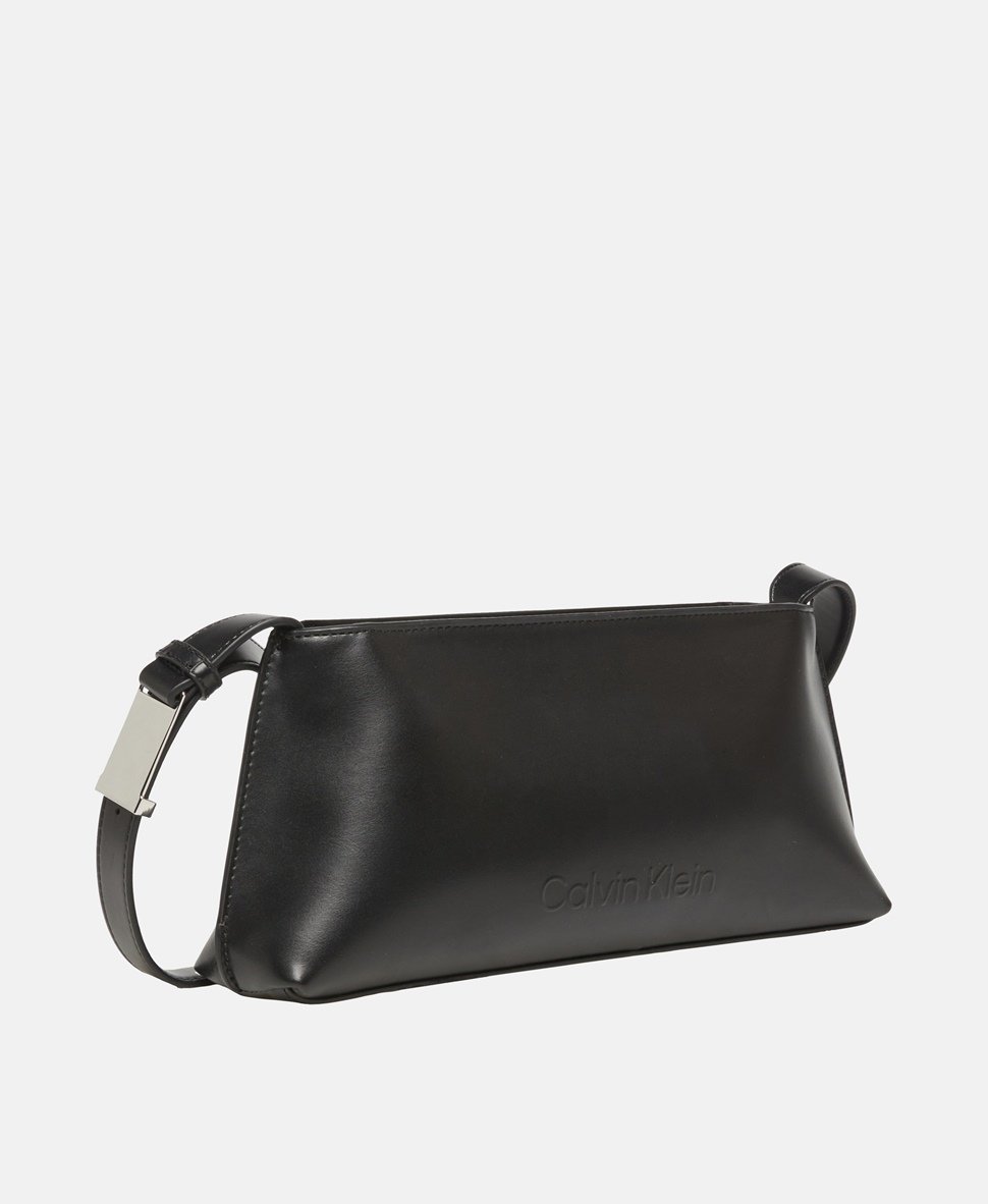 Calvin Klein kabelka přes rameno Černá 1