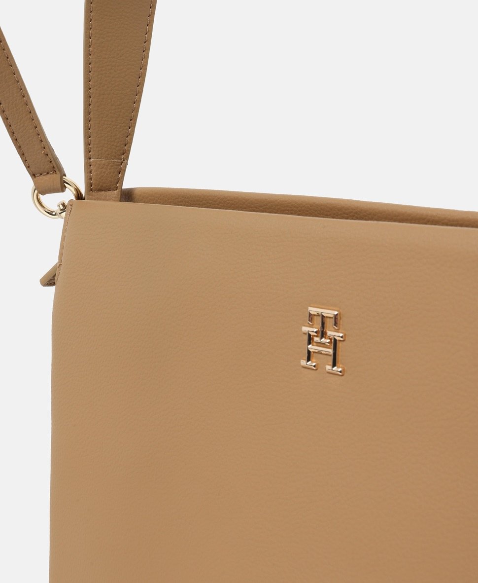 Tommy Hilfiger kabelka Camel 2