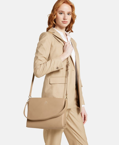Tommy Hilfiger kabelka Camel 5