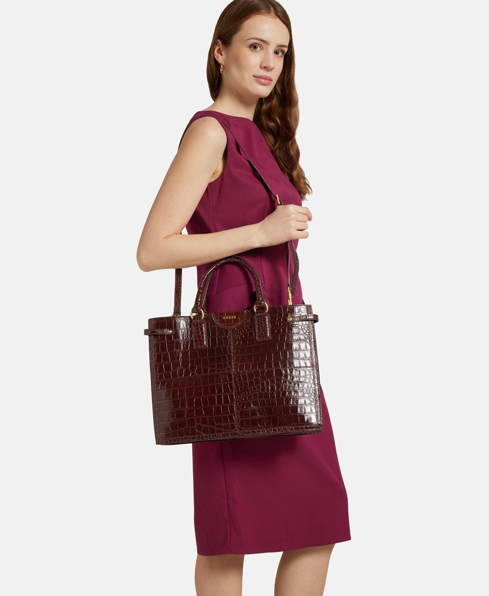 Guess kožená kabelka tote Tmavě hnědá 5