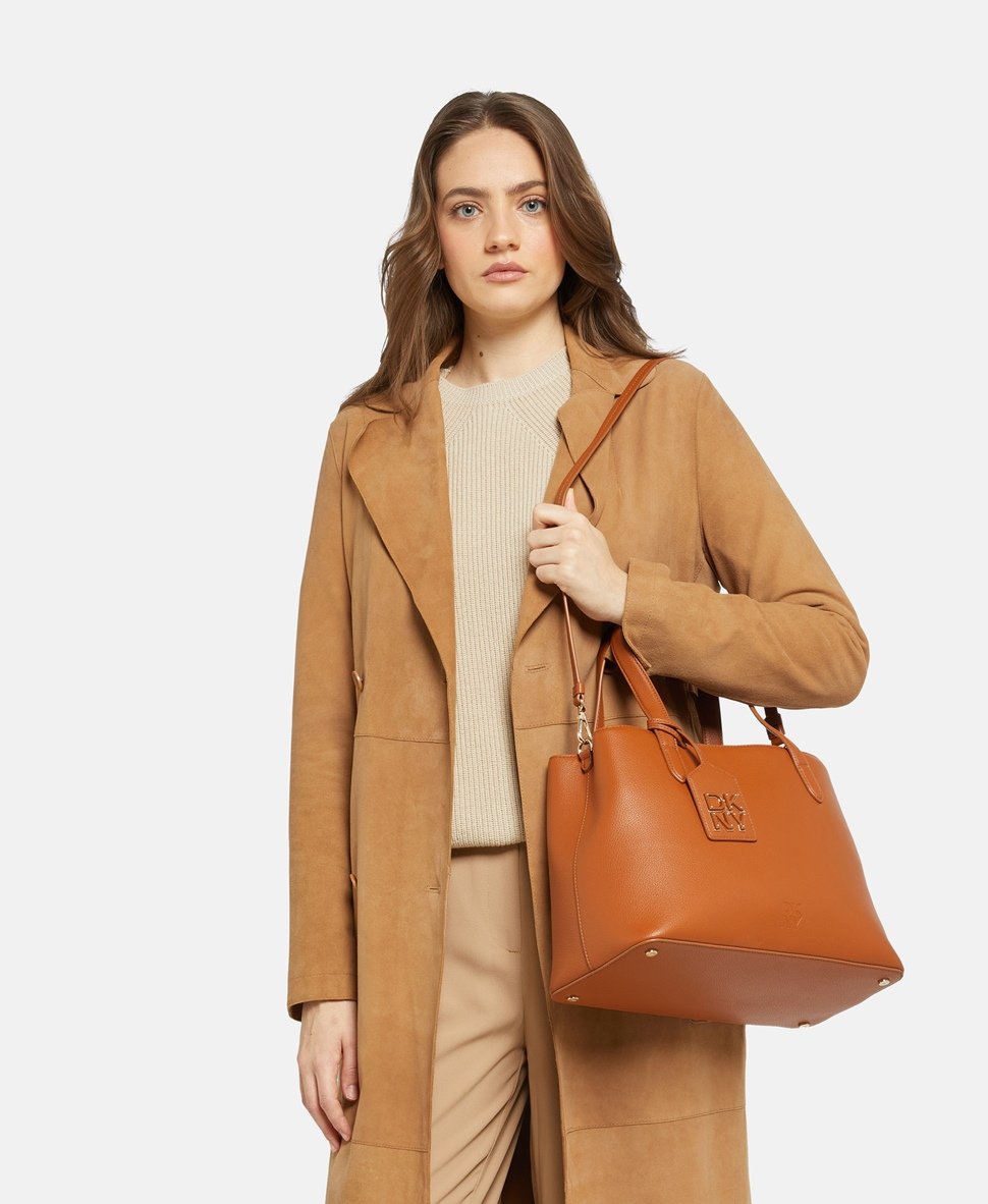 DKNY kožená kabelka tote Camel 5